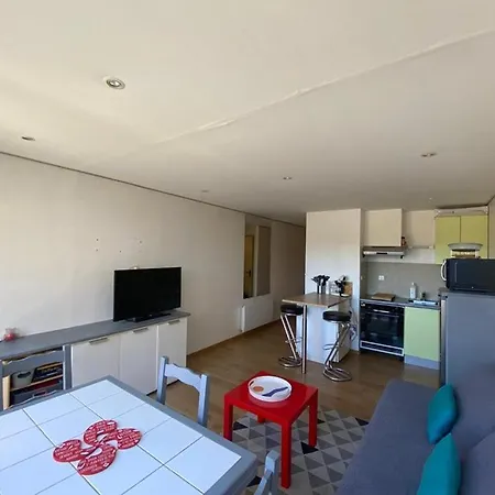 Apartment Sur Le Port De